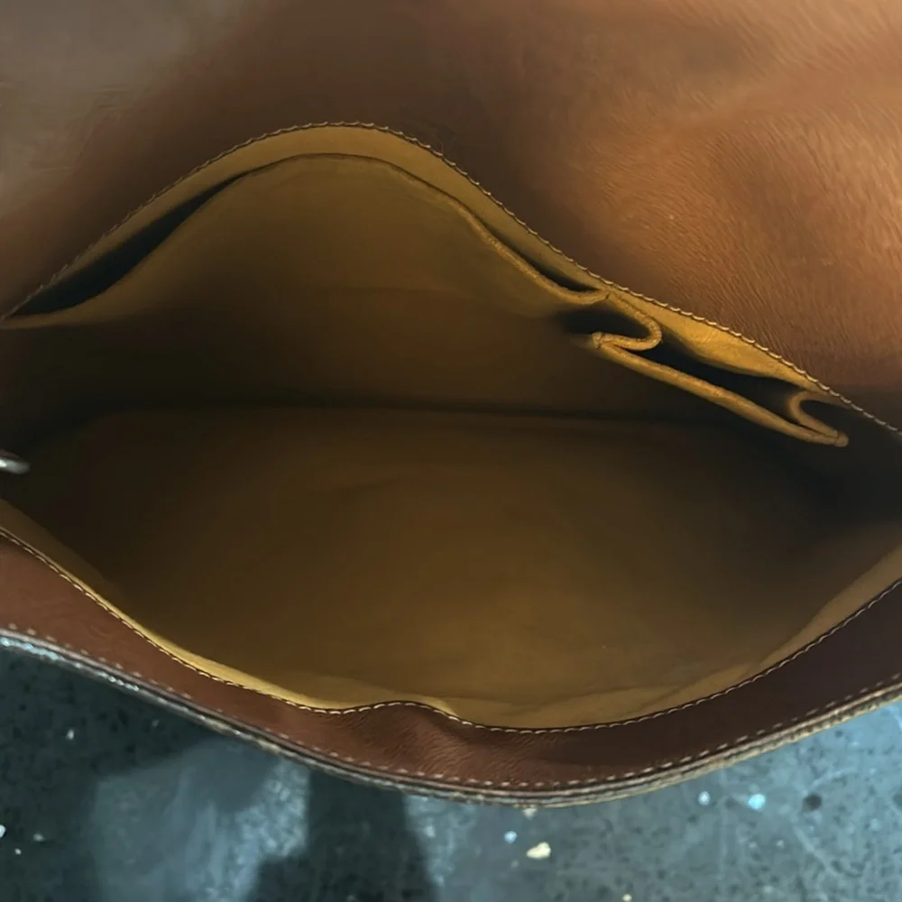 Louis Vuitton RunWay Bag - Picture 3 of 16